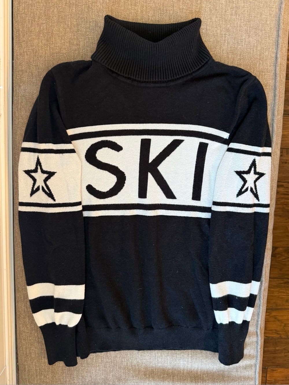 Black & White Schild Star SKI Knit Turtleneck Sweater Womens S